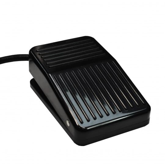 Nožni mikroprekidac ME-CFS01 Boja: Crna IP20 10AKontakti: NO/NCPotisak za start: 0,7kg Mitea Electric